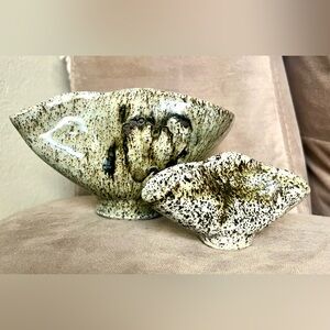 Set of 2 Vintage Hawaiian Pottery Vases Speckled Ceramic Turtle Design Coastal